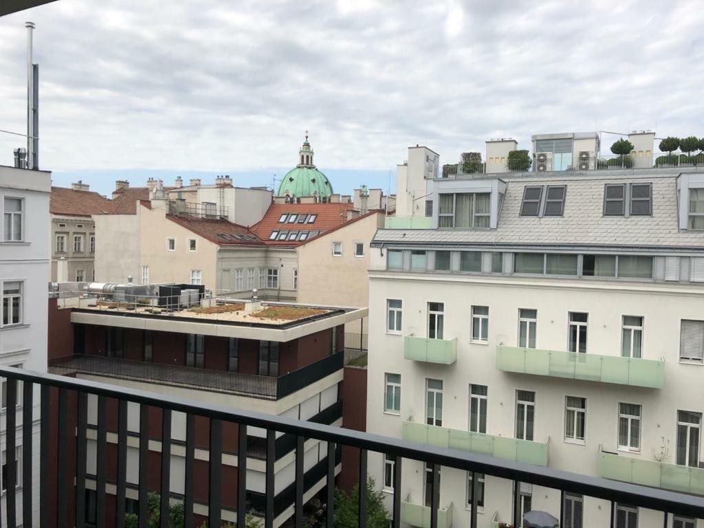 Moderne Trifft Tradition Im Herzen Wiens エクステリア 写真